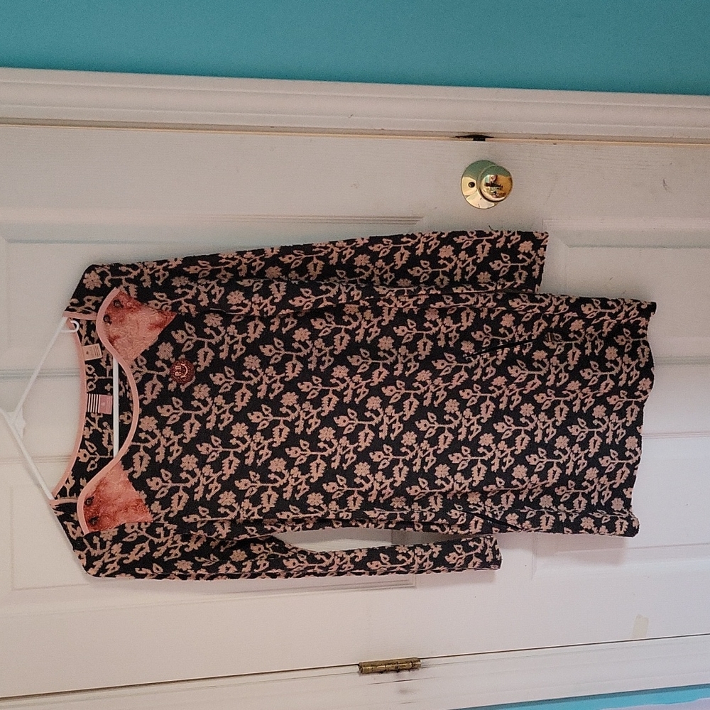 Shapely stretch dress size S